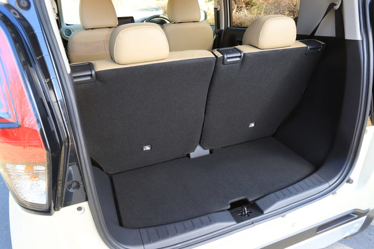 三菱eKクロスT（ラゲッジスペース）