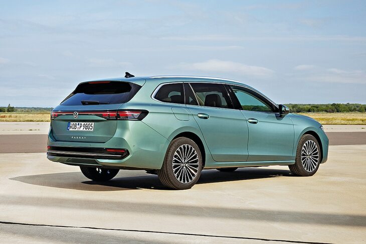 フォルクスワーゲンはデザインの飾り気を一切排除。均整がとれて堂々としている。