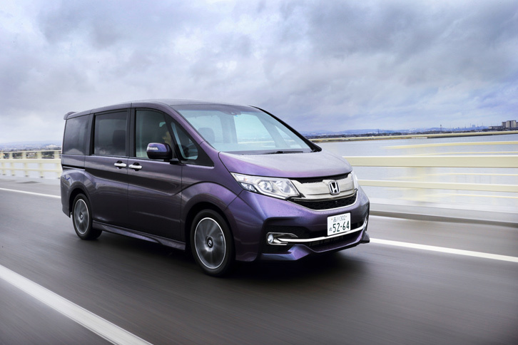 ホンダ・ステップワゴン スパーダ クールスピリットHonda SENSING