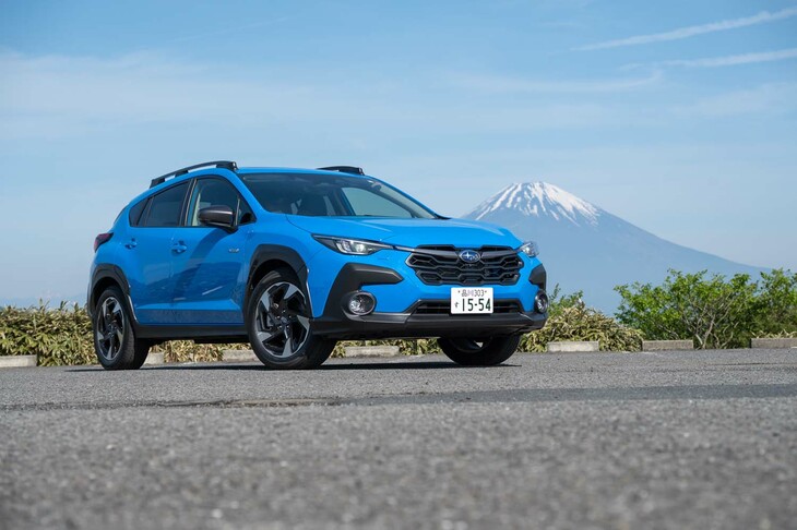 国内でも北米などと同じ名前で発売された新型「スバル・クロストレック」。今回の試乗車は上級グレード「リミテッド」の4WDモデルで、ラインナップのなかで一番高価なモデルだ。