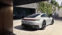 改良型「ポルシェ911カレラS」「911カレラSカブリオレ」の受注がスタートの画像