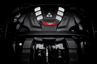 アルファ・ロメオが「ステルヴィオ クアドリフォリオ」の受注を開始の画像