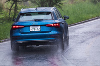 ドアミラー形状の見直しや、アンダーボディーをパネルで覆うなどの施策により、空力性能に磨きをかけた新型「A3スポーツバック」。空気抵抗の指標となるCd値は、0.28と発表されている。