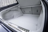 荷室の容量は610～1770リッター（VDA法）と公表されている。