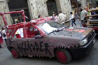 「フィアット・ティーポ」の改造車。