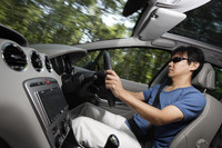 モータージャーナリスト森口将之氏。