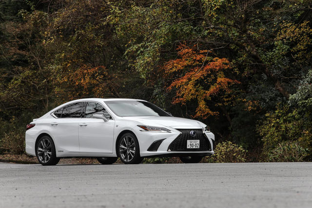 レクサスes300h Fスポーツ Ff Cvt 試乗記 リベンジは成功したか Webcg