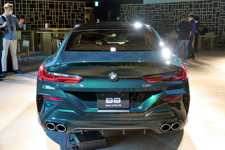 BMWアルピナB8グランクーペ（リアビュー）