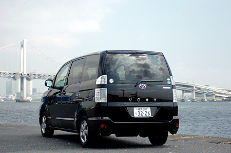 トヨタ・ヴォクシーTRANS-X （CVT）【ブリーフテスト（後編）】