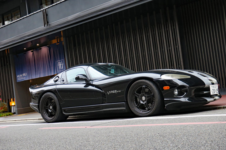 京都の路地は碁盤の目になっているうえに一方通行が多いので、間違った道を選ぶととんだ目に遭うんどすえ～。