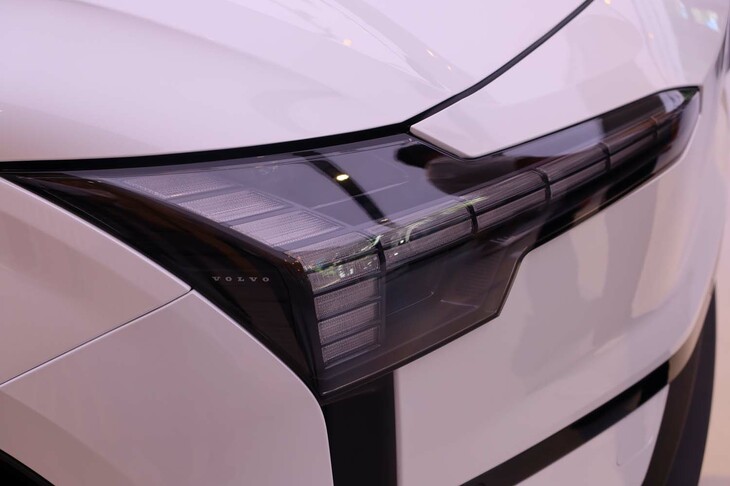 ボルボEX30ウルトラ シングルモーター エクステンデッドレンジ（ヘッドランプ）