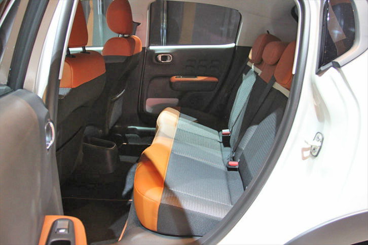 シトロエンC3（インテリア）