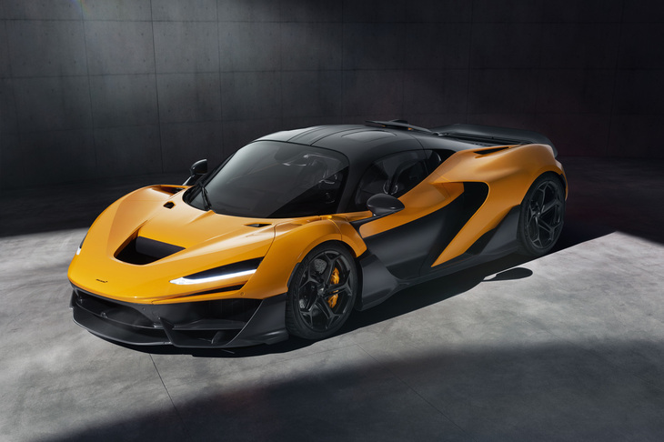 英マクラーレン・オートモーティブが2024年10月に発表した新たなウルトラハイパフォーマンススーパーカー「W1」。1992年発表の「F1」、2012年発表の「P1」に続く象徴的で特別な存在と紹介される。