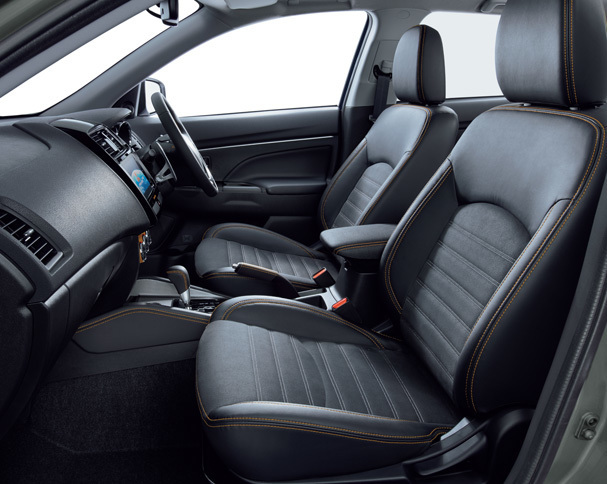 「RVRアクティブギア」のインテリア。