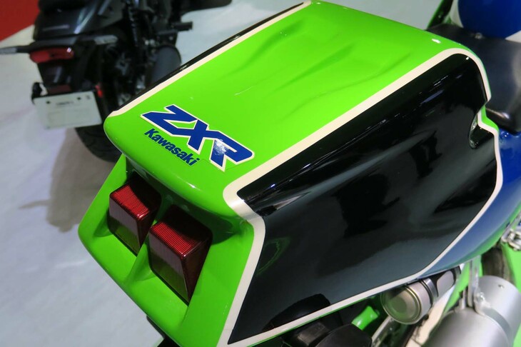 スズキZXR400R（1990年）