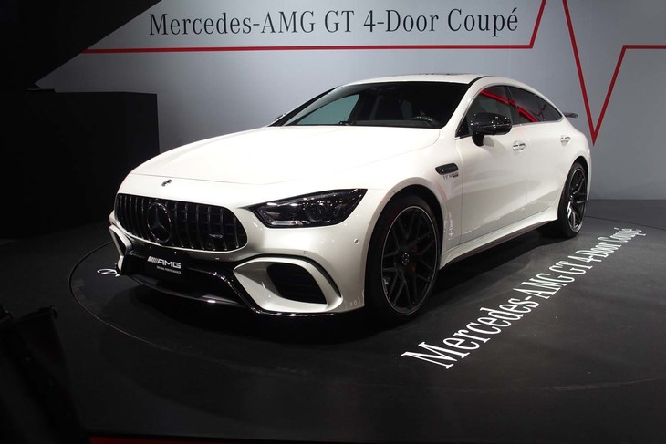 メルセデスAMG GT 4ドアクーペ