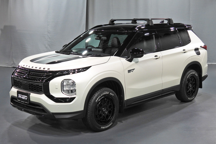 三菱アウトランダーPHEV ACTIVE FIELD（エクステリア）