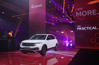 フォルクスワーゲンのコンパクトSUV「Tクロス」がデビューの画像