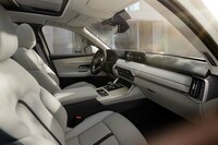 欧州仕様の「CX-60 e-SKYACTIV PHEV」のインテリア。