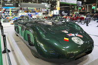 MGのブースで。この「EX135スピード記録車」は、1939年にドイツ・デッサウ近郊のアウトバーンで最高速度326km/hを達成した。