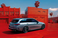 メルセデス・ベンツC200ステーションワゴン スポーツ