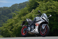 スズキGSX-8R（6MT）【レビュー】の画像