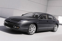 「シトロエンC6」（2005年）