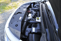 PSAグループの車ではおなじみの1.6リッター直噴“ツインスクロール”ターボエンジン（156ps、24.5kgm）を搭載。