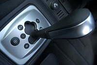 オペル・ヴィータスポーツ（5MT-オートマチックモード付）【試乗記】の画像