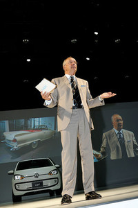 フォルクスワーゲングループの新しい生産戦略「ニュースモールファミリー」に属する「up!」。同社はグループ内のブランドやクラスを超えて、さまざまなコンポーネンツを標準化することをもくろんでいる。開発コストを抑え、競争力をアップするためだ。