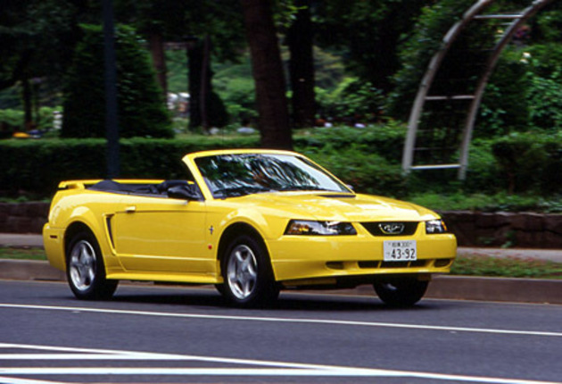 【スペック】全長×全幅×全高＝4655×1860×1385mm/ホイールベース＝2570mm/車重＝1510kgm/駆動方式＝FR/3.8リッターV6OHV12バルブ（193ps/5250rpm、30.4kgm/2750rpm）/車両本体価格＝380.0万円（テスト車＝390.0万円）