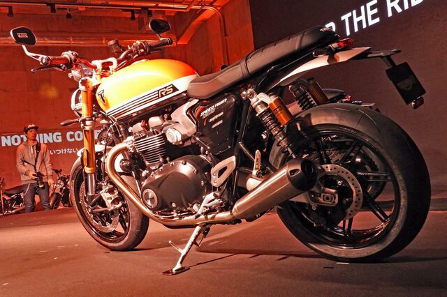オーリンズ　スピードツイン900 （ストリートツイン）トライアンフtriumph トライアンフ スピードツイン900 (2023-) 購入ガイド | バージン