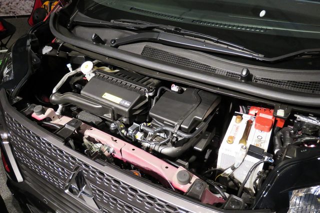 三菱ekワゴン Ekクロス 発表会の会場から 内装 外装など21枚 画像 写真 Webcg