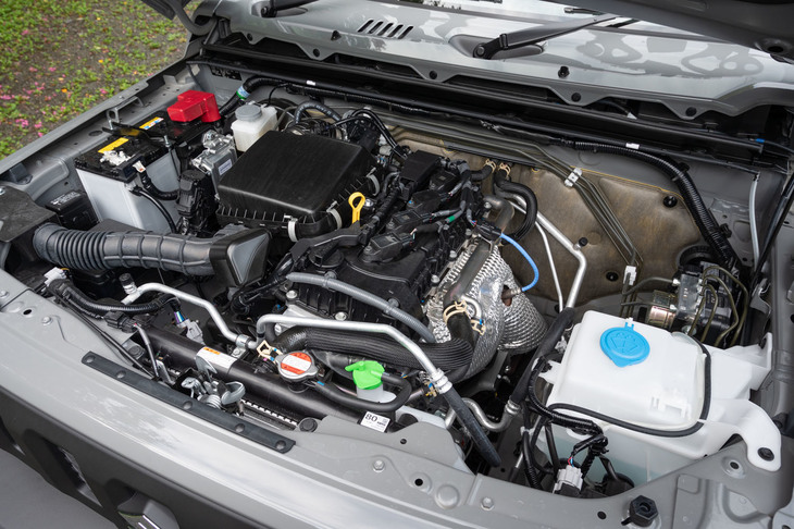 エンジンは「K15B」型1.5リッター直4自然吸気。低回転域でも非常にコントローラブルで、回転数が1000rpmを切っても粘りをみせ、簡単にはエンストしない。