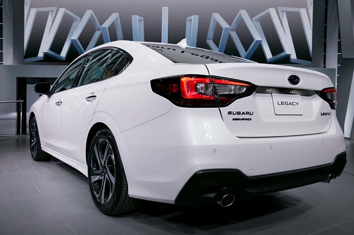 スバル・レガシィ（リアまわり）