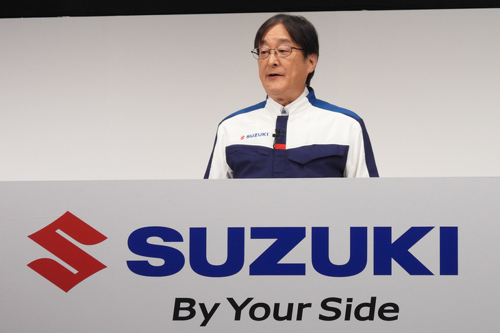 2025年の技術戦略説明会より、スズキの技術開発の方針について説明する加藤勝弘氏。「eビターラ」の発表会では、実車見取りの際に直接お話を聞く機会に恵まれたが、肝心の写真を撮りそびれてしまった。