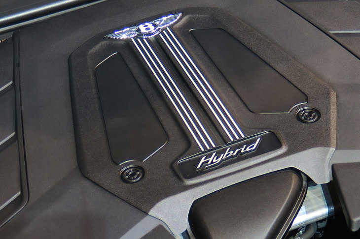 ベントレー・ベンテイガ ハイブリッド（パワーユニット）