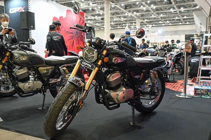 GPXレジェンド250ツイン