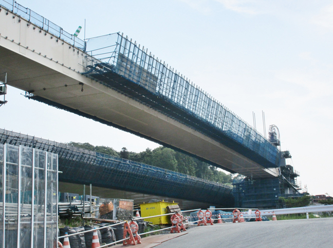 建設工事が進む、新名神・神戸JCT付近の様子。（2017年6月 清水草一撮影）