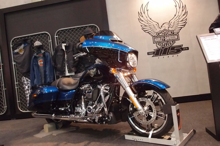 ハーレーダビッドソン・ストリートグライド アニバーサリーV