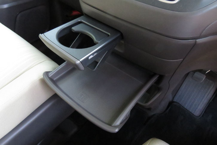 ホンダ・フリードGホンダセンシング（収納スペース）