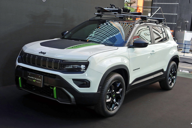 ジープ・アベンジャー4xeハイブリッド ローンチエディション