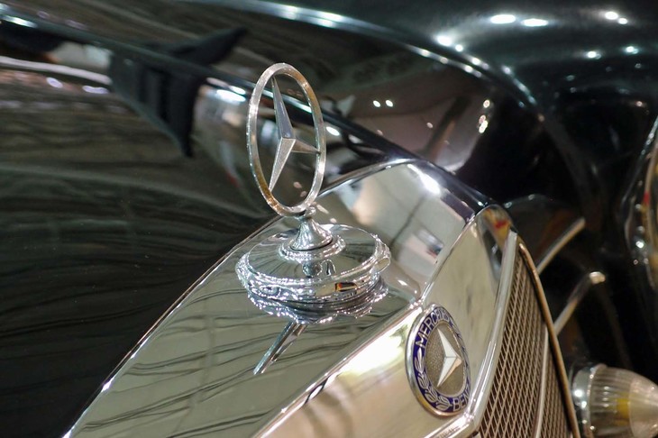 メルセデス・ベンツ300SEラング（1963年）／ヤナセ クラシックカー センター