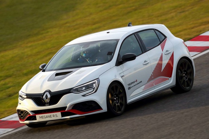 3回目の計測で、谷口選手（写真）がウルゴン氏の記録を更新。それをさらにウルゴン氏がコンマ2秒短縮してタイムアタックは終了した。