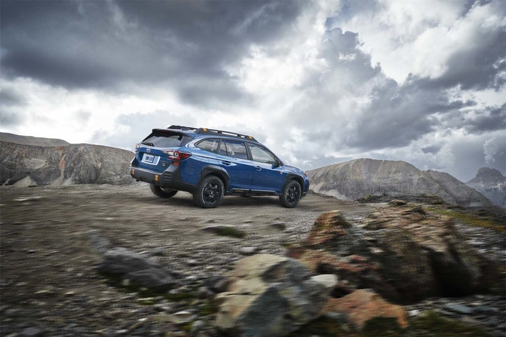 スバル・アウトバック ウィルダネス（エクステリア）
