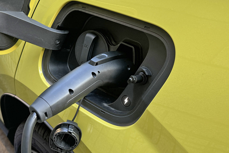 早速普通充電を試してみる。普通充電の最大電流の設定がリセットされなくなったのがうれしいところ。