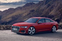 「アウディS6」。ほかの2モデルとともに、新型は欧州では2019年5月に発売された。