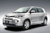 「トヨタ・イスト」に充実装備でお買い得な特別仕様車