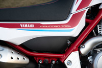 ボディーサイドに描かれた「MOUNTAIN TRAIL」の文字。デビュー当初から今日まで受け継がれる、「セロー」の商品コンセプトだ。