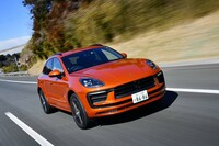 「マカン」が0-100km/h加速に要する時間は6.2秒（スポーツクロノパッケージ装着車の場合）。最高速は232km/hと公表される。